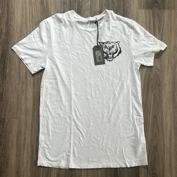 All Saints Other - All Saints Tiger Short Sleeve Crew Small